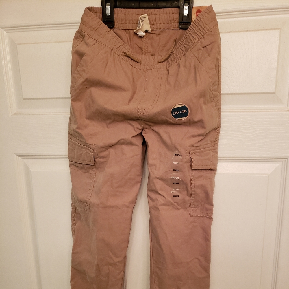 Boys pull on khaki cargo pants NWT